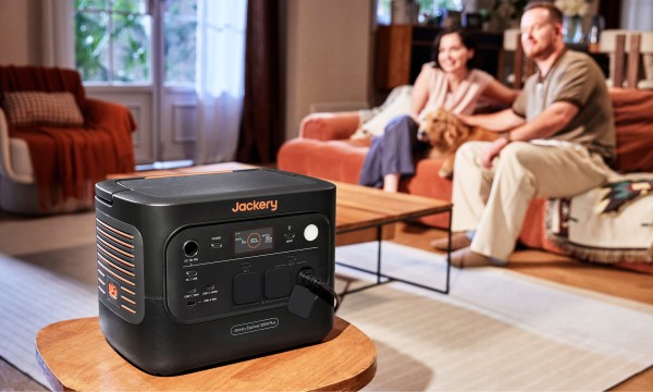 Jackery Explorer 2000 Plus v2 Powerstation 2048Wh / 2400W inkl. 0% MwSt.